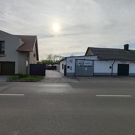 Oliva Apartman Makó Exterior foto