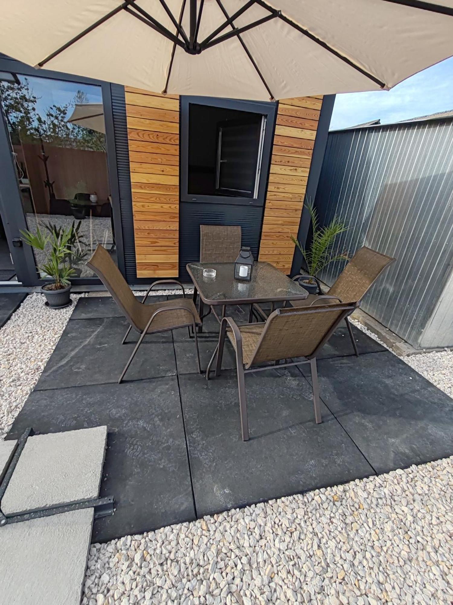 Oliva Apartman Makó Exterior foto